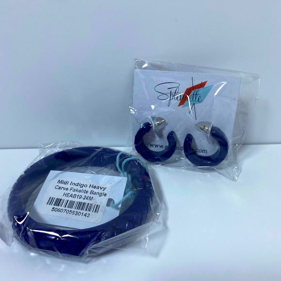 Splendette Set Midi MED Indigo Heavy Carve Fakelite Bangle  & hoop earrings NWT - Picture 5 of 10